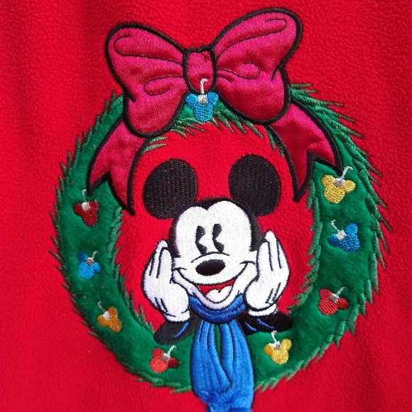 Disney fleece too - Picture 2 of 4